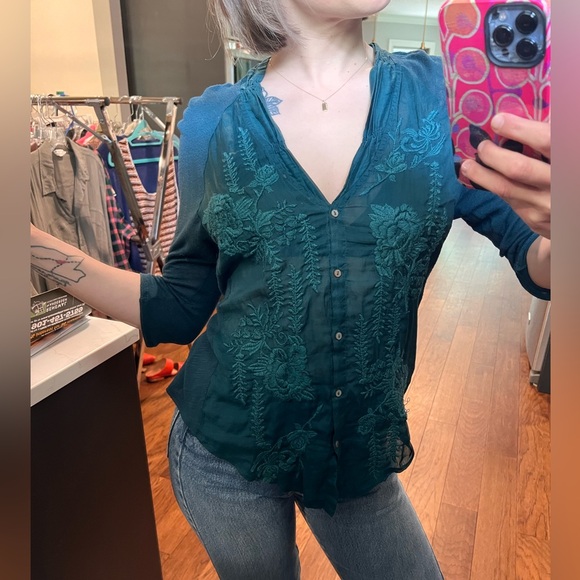 VGUC sheer embroidered top from Anthropologie - Picture 3 of 6